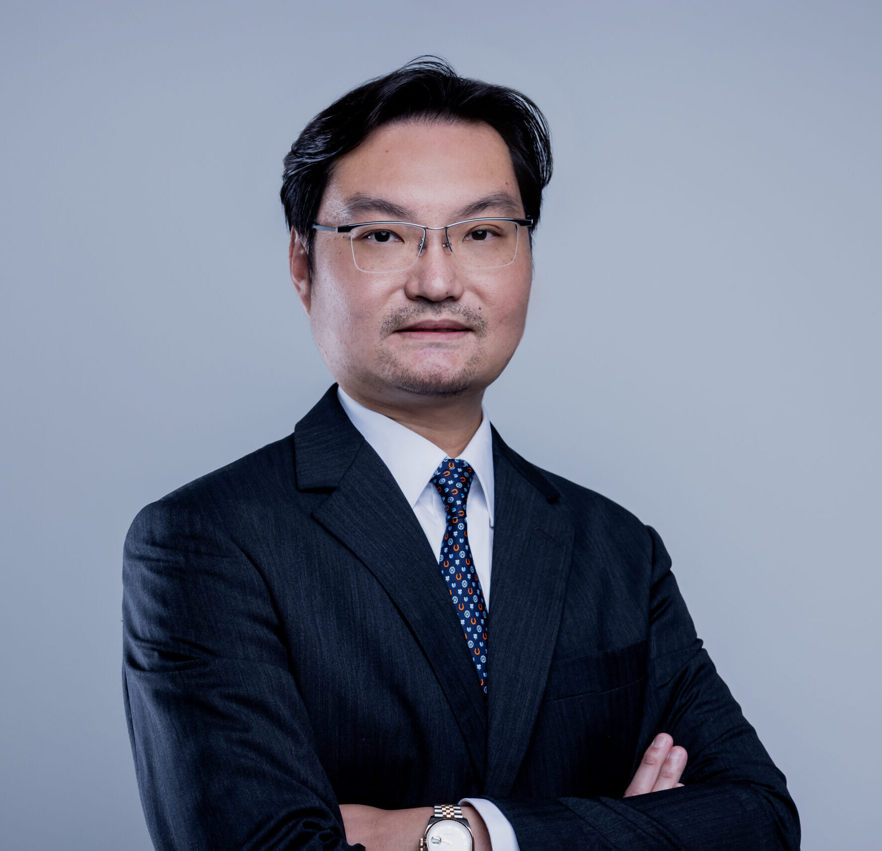 HangLung Law – We connect Europe and Asia. • Colin Seow
